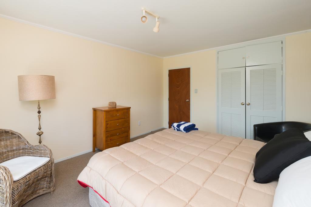 Waitangi Beach House Oda fotoğraf